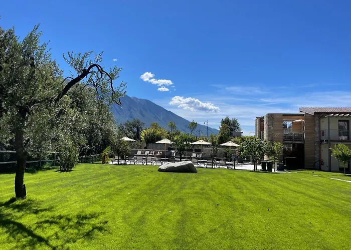 Sibenbras Natural Aparthotel Limone sul Garda